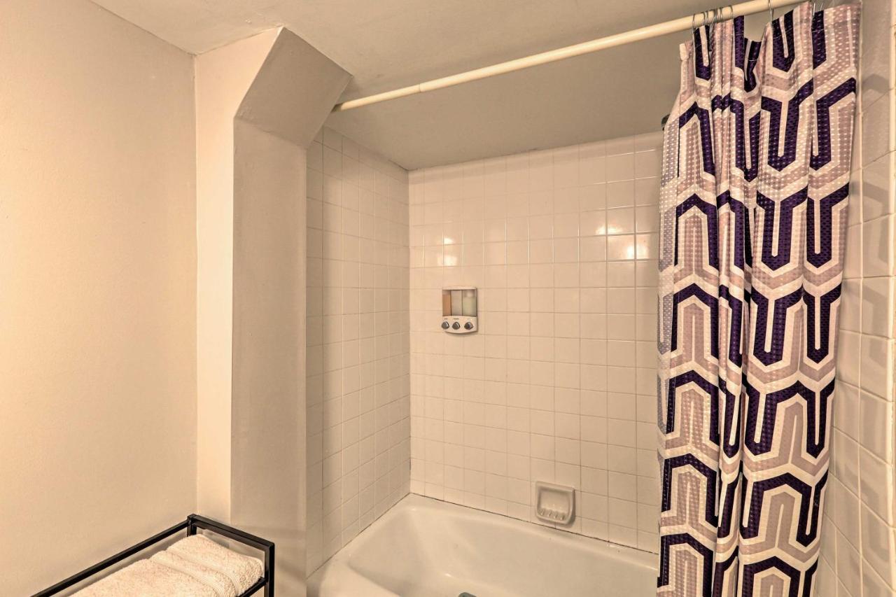 Queen Sanctuary With Views, 3 Mi To Downtown! Casa de férias *